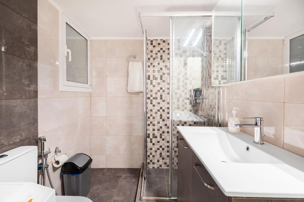 Comfy Flat Near Edem Beach By Atheniankeys Extérieur photo